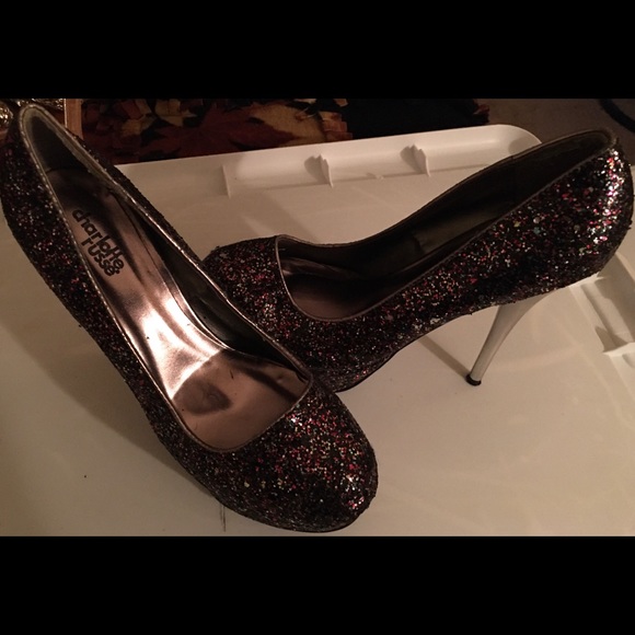Charlotte Russe Rainbow Sparkle High Heel, Size 8 - Picture 2 of 3